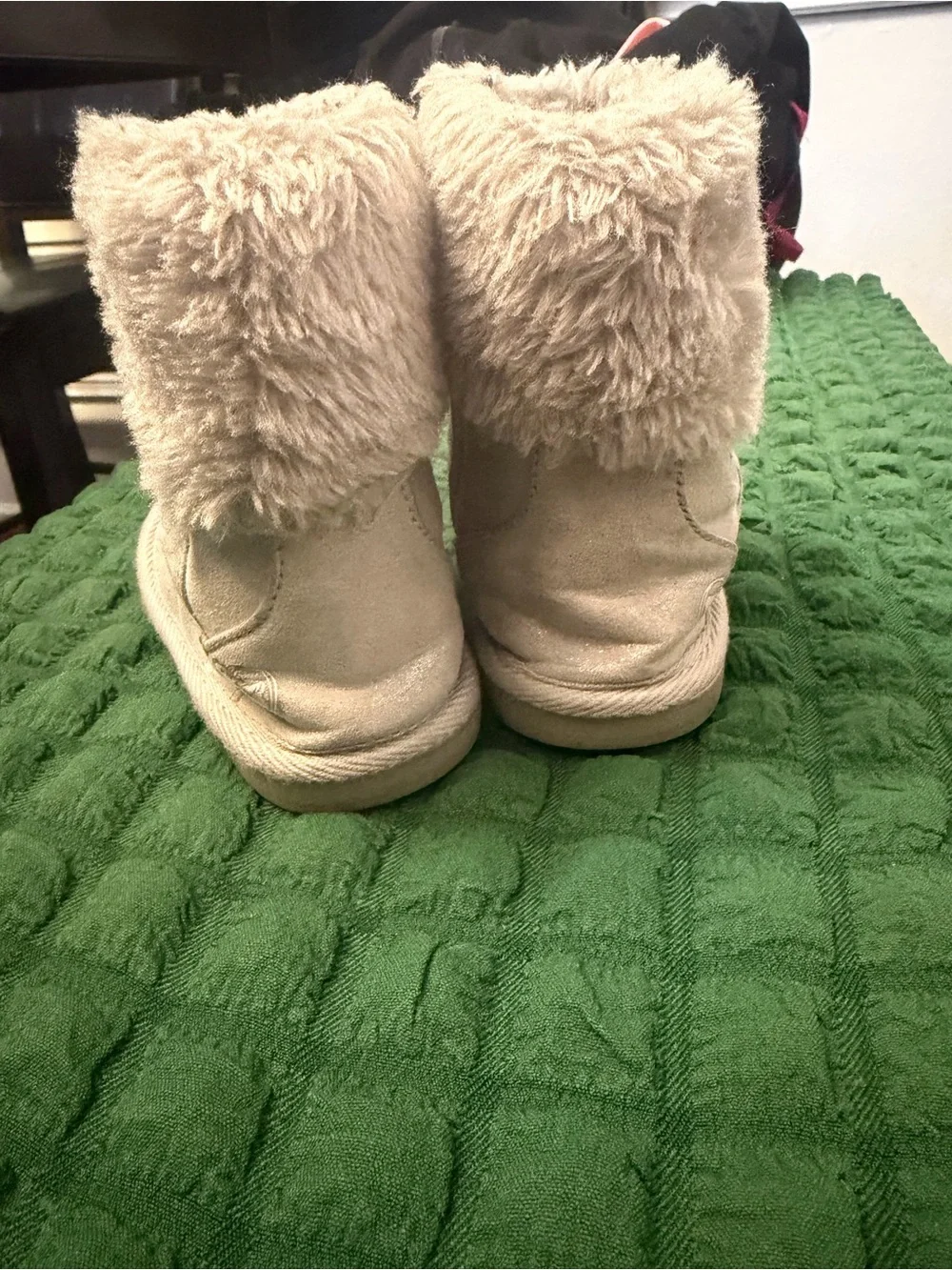 Cozy Silver Kids Winter Boots with Plush Cuff
